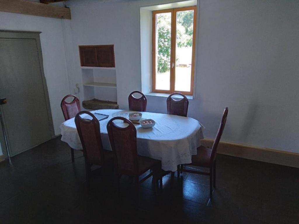 Chambre d'hôtes de puy faucher Arrenes Exterior foto
